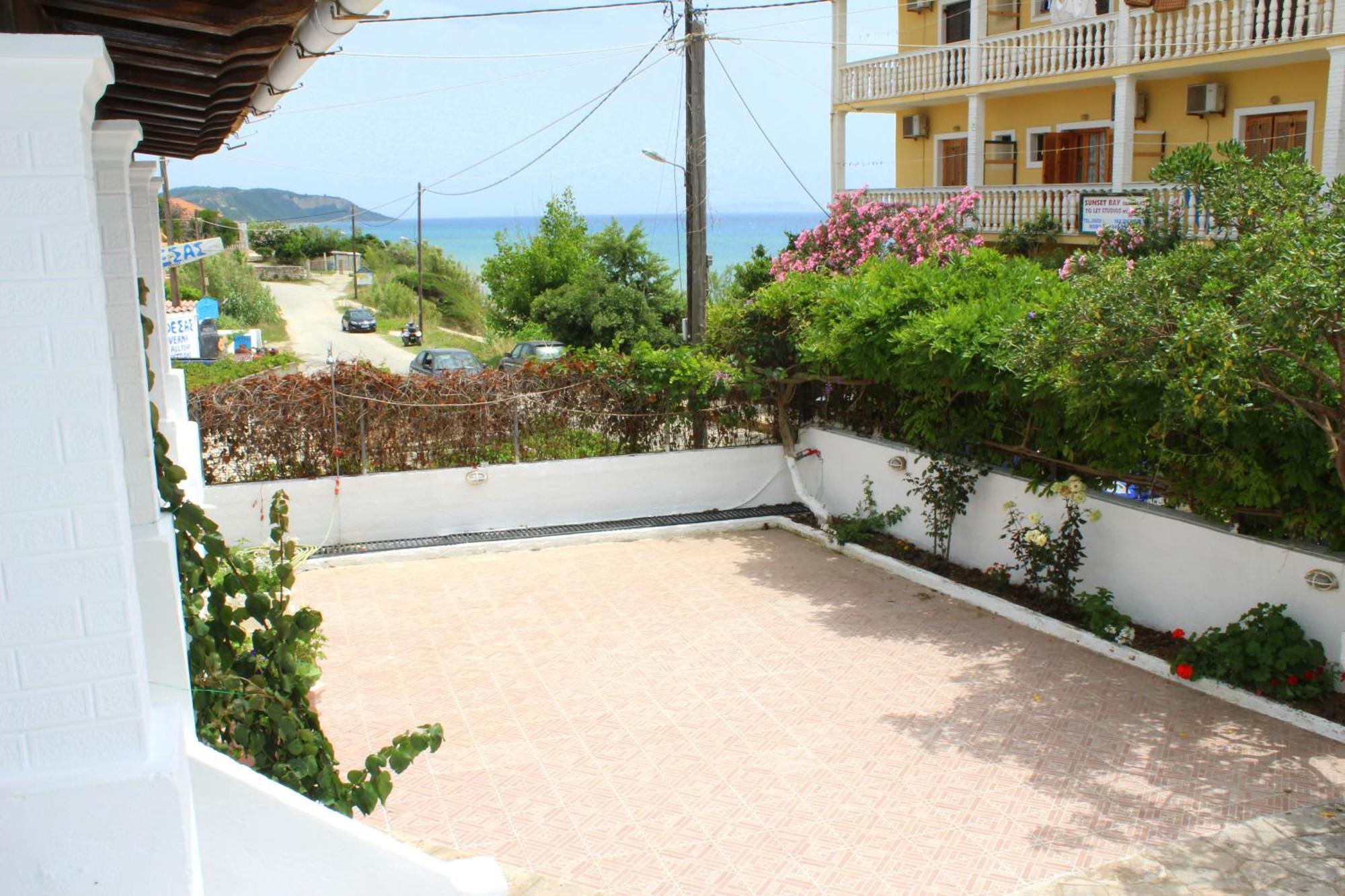 Pantelis Apartments Agios Georgios  Exterior foto