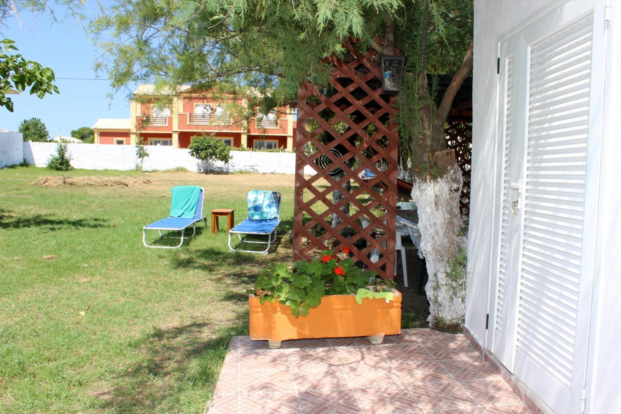 Pantelis Apartments Agios Georgios  Exterior foto