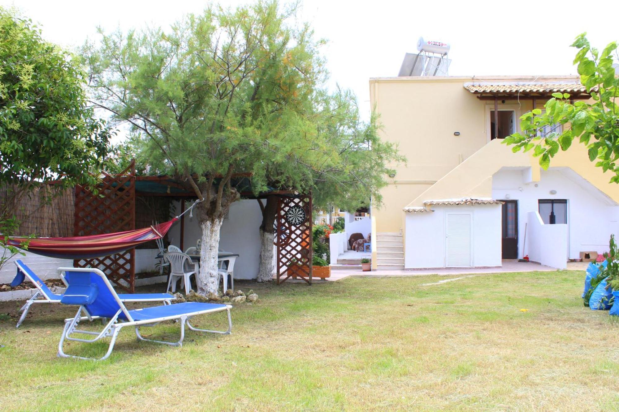 Pantelis Apartments Agios Georgios  Exterior foto